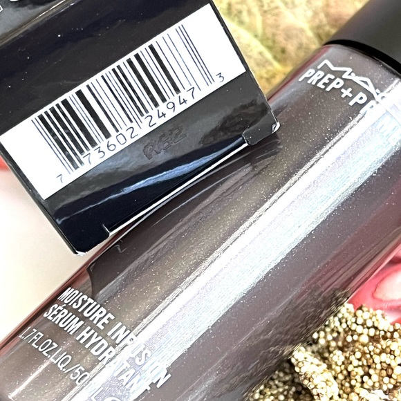 MAC Prep + Prime Moisture Infusion Primer - Picture 11 of 12